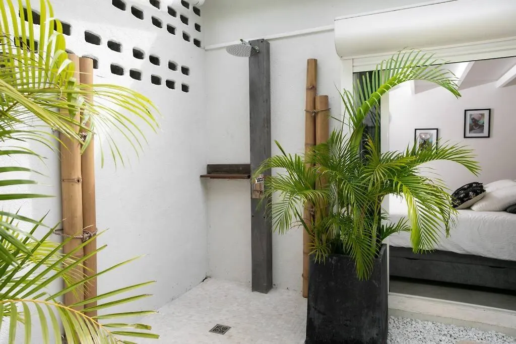 Villa Ele, 4 Chambres, Jardin Tropical Et Piscine Quarter of Orleans 0*,  Sint Maarten